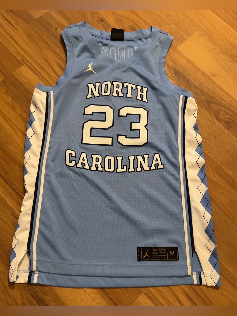 Jordan North Carolina #23 UNC Jersey Size Medium.. Like New